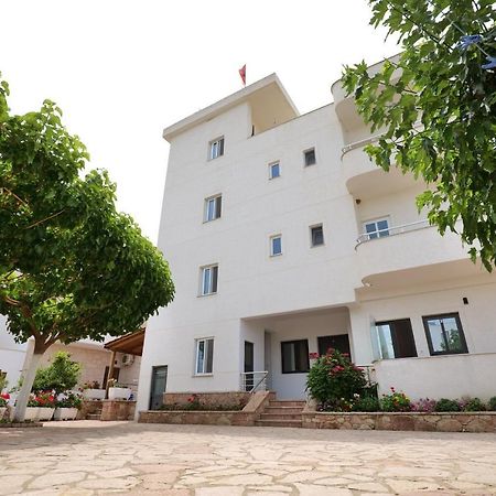 Guest House Gerard Ksamil Exterior photo