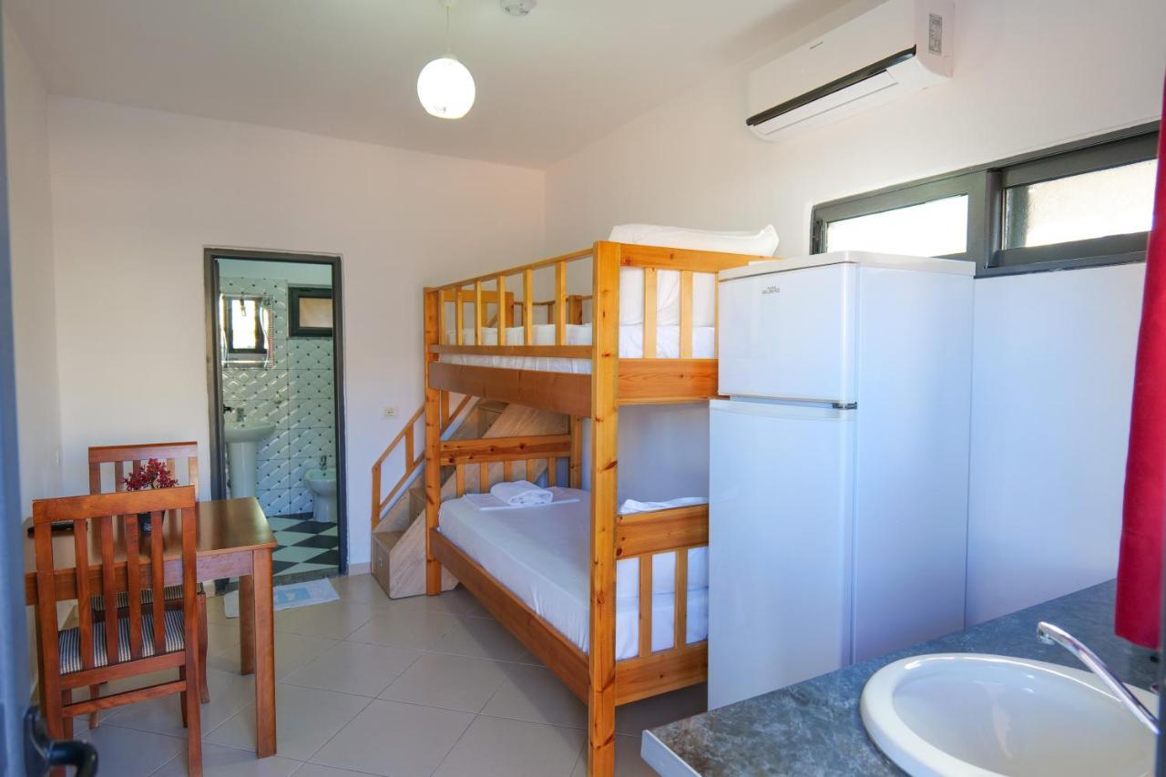 Guest House Gerard Ksamil Exterior photo