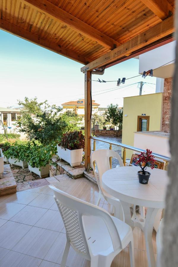 Guest House Gerard Ksamil Exterior photo